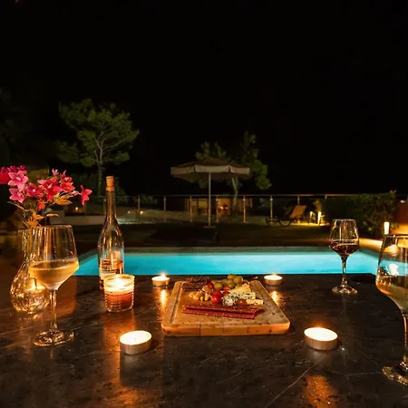 Kalma Tria Villa